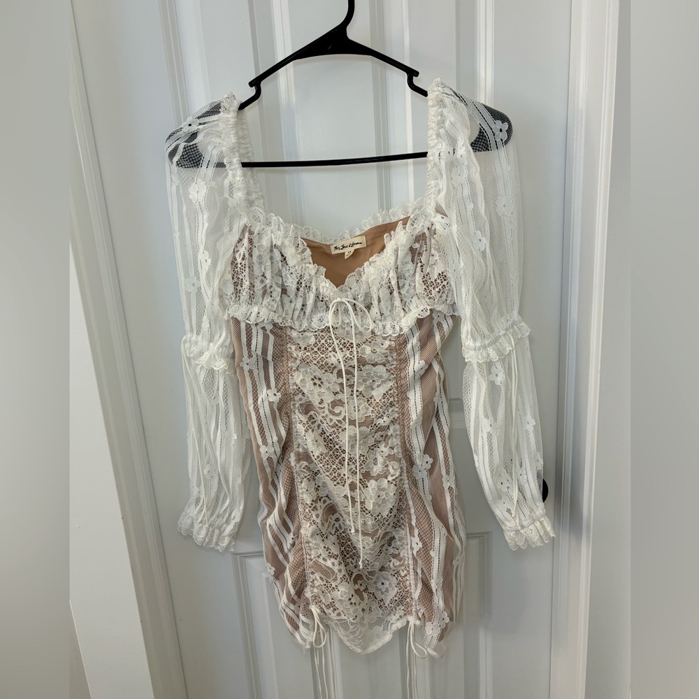 For Love & Lemons XS white/tan lace mini dress